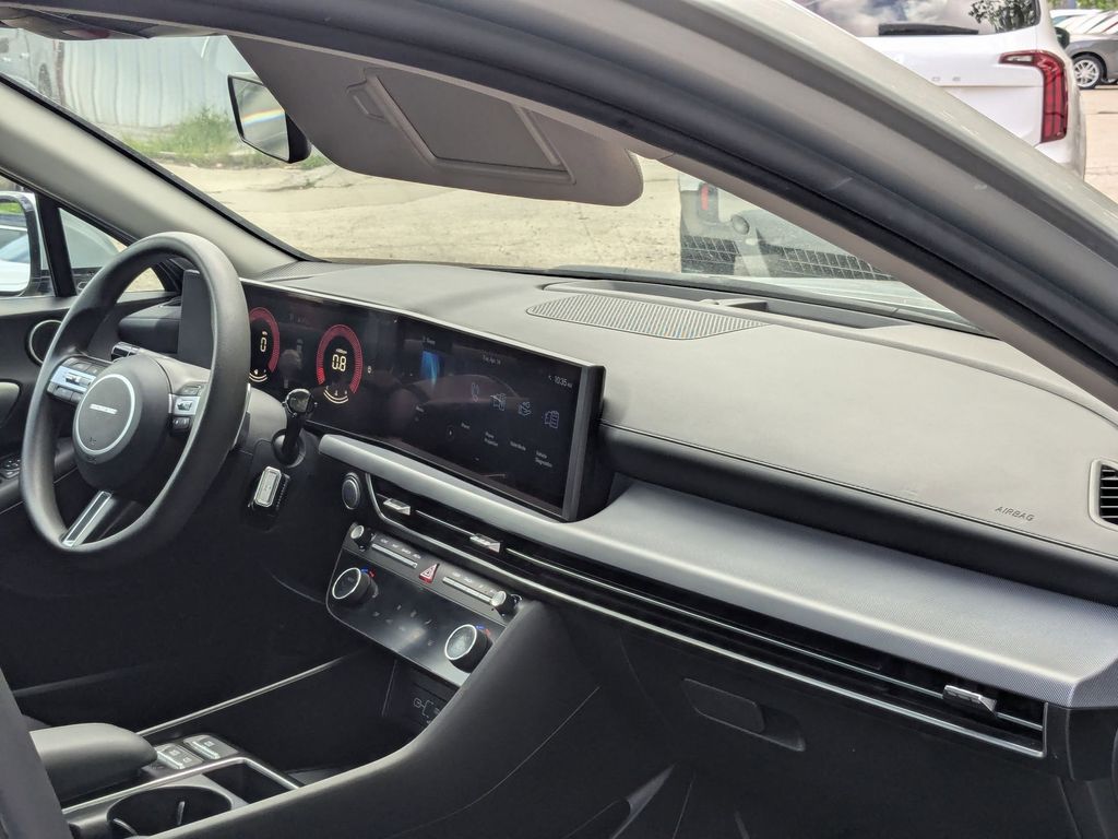 Thumbnail: 2025 Hyundai Sonata - 29