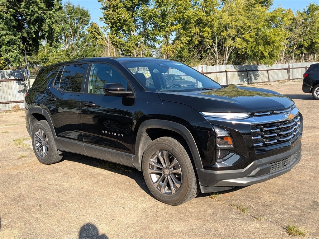 Thumbnail: 2025 Chevrolet Equinox - 3