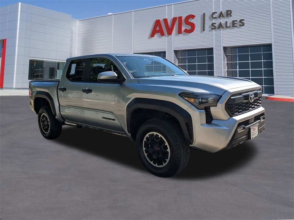 Thumbnail: 2024 Toyota Tacoma - 3