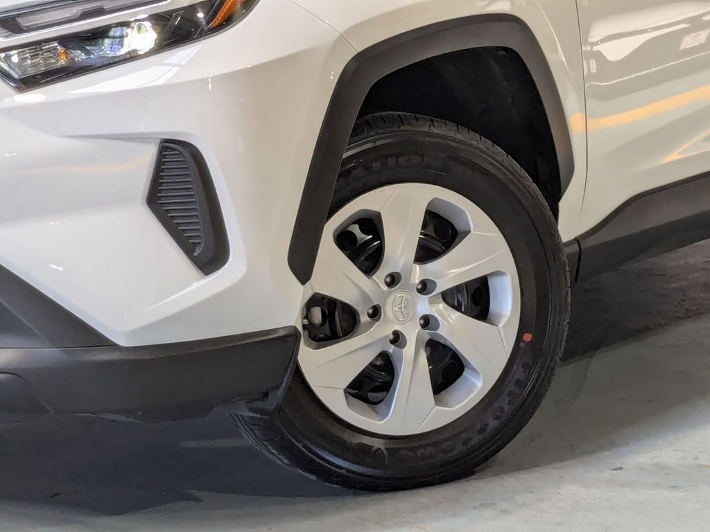 Thumbnail: 2025 Toyota RAV4 - 30