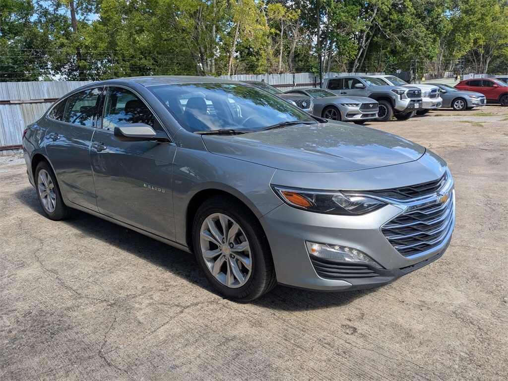 Thumbnail: 2024 Chevrolet Malibu - 4
