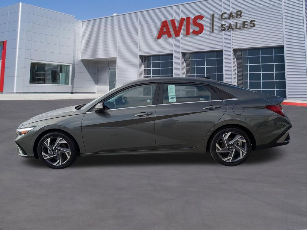 Thumbnail: 2025 Hyundai Elantra - 8