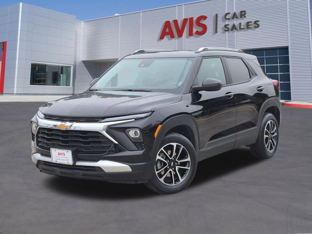 Thumbnail: 2025 Chevrolet TrailBlazer - 1