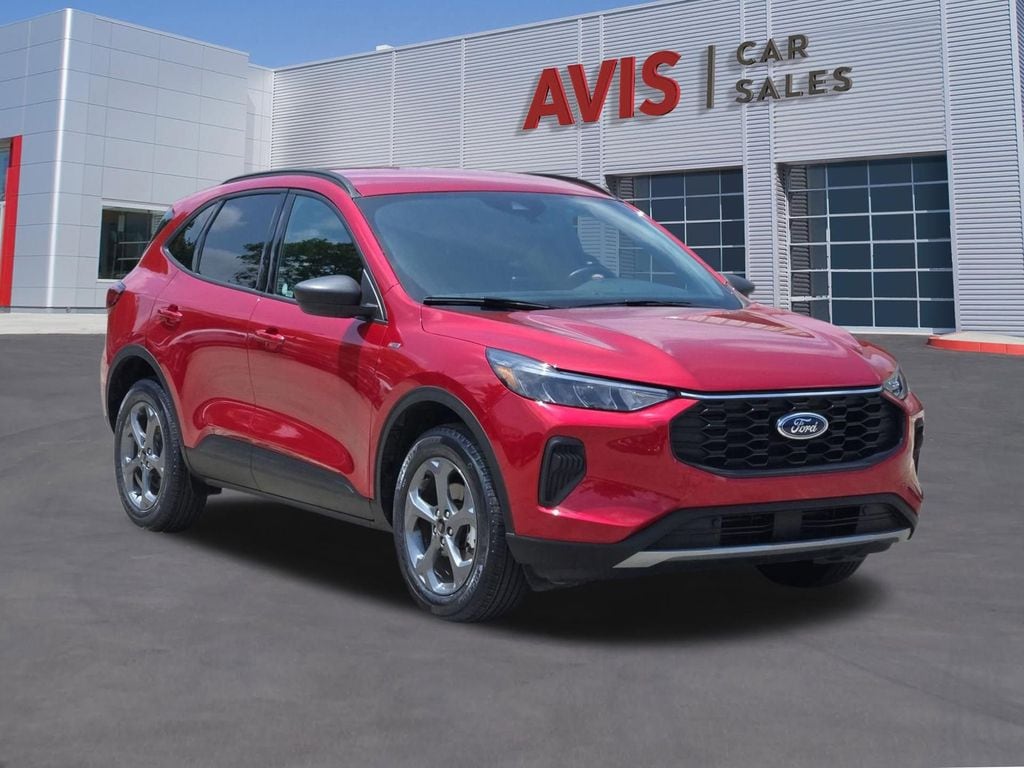 Thumbnail: 2025 Ford Escape - 3