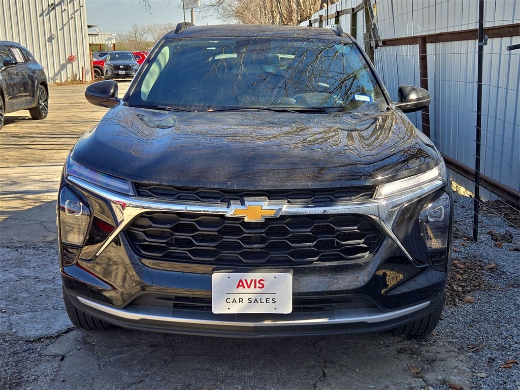 Certified 2025 Chevrolet Trax LT SUV