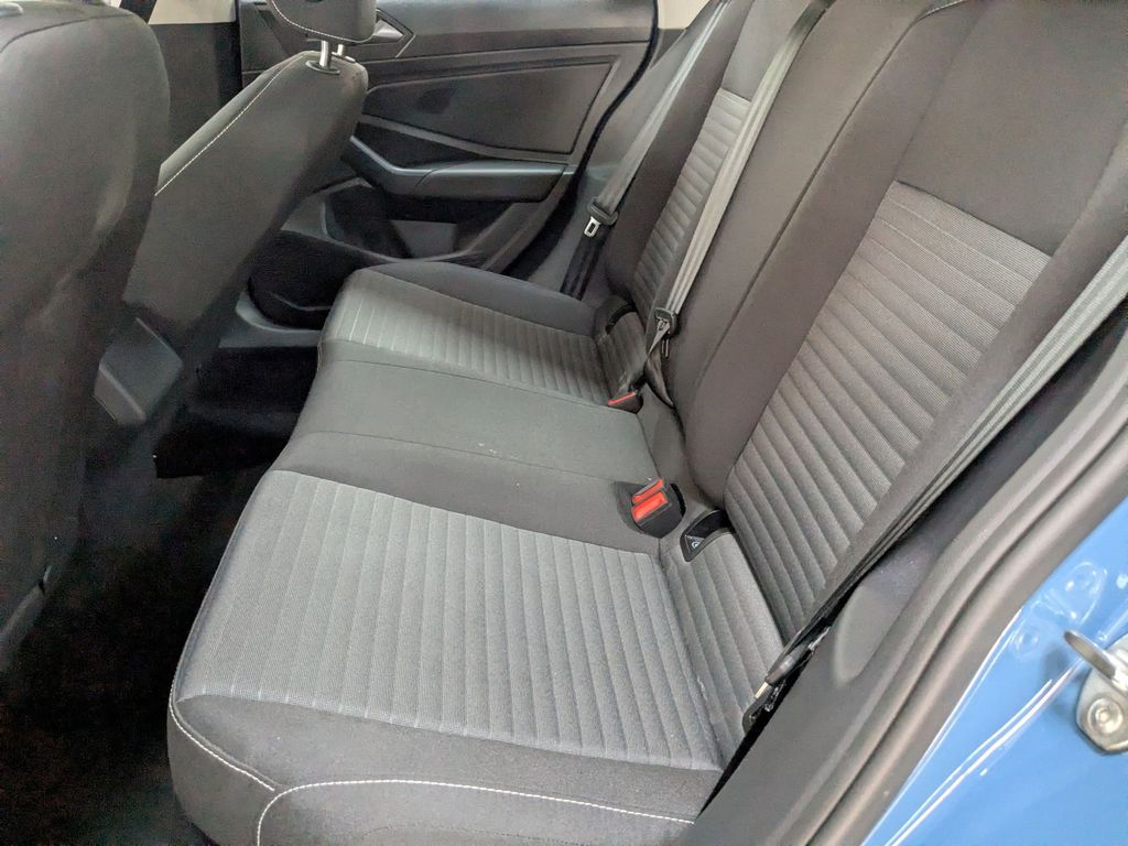 Thumbnail: 2025 Volkswagen Jetta - 24