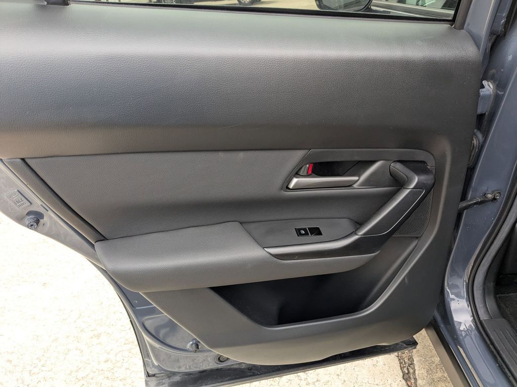 Thumbnail: 2025 Mazda CX-50 - 24