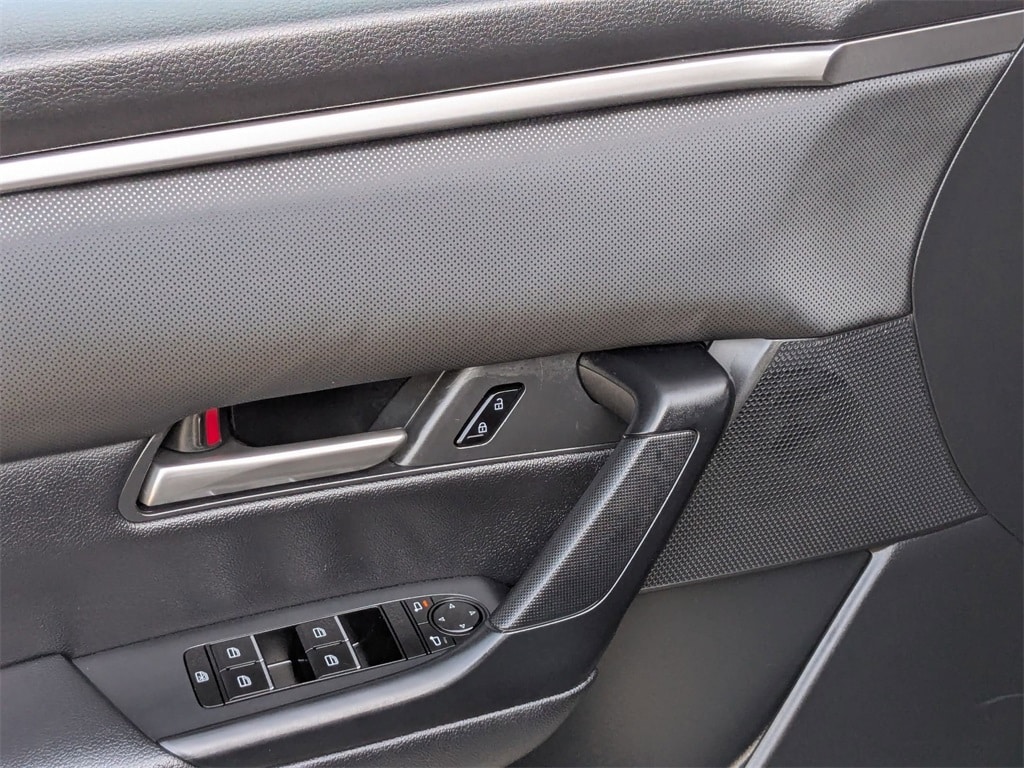 Thumbnail: 2025 Mazda CX-50 - 14