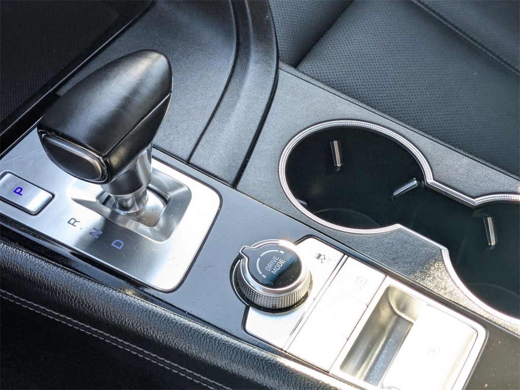 Thumbnail: 2023 Genesis G70 - 19