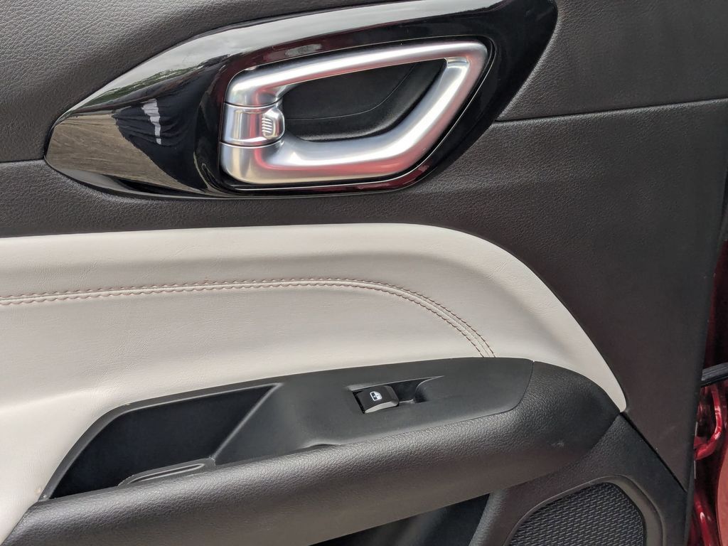 Thumbnail: 2025 Jeep Compass - 24