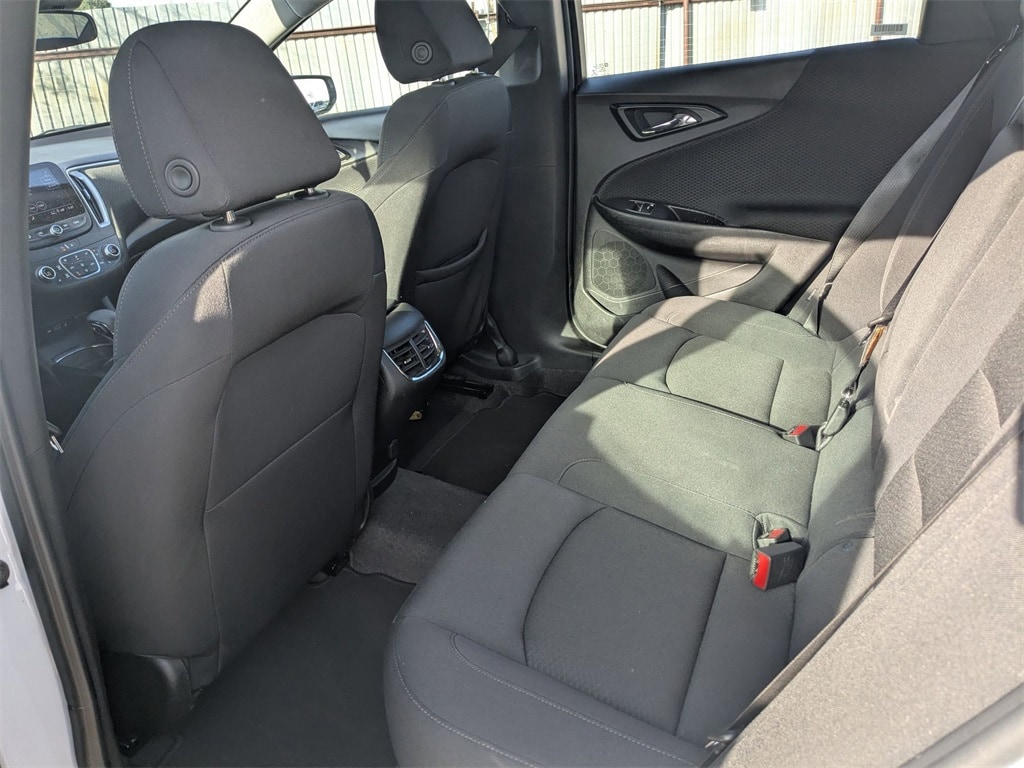 Thumbnail: 2024 Chevrolet Malibu - 24