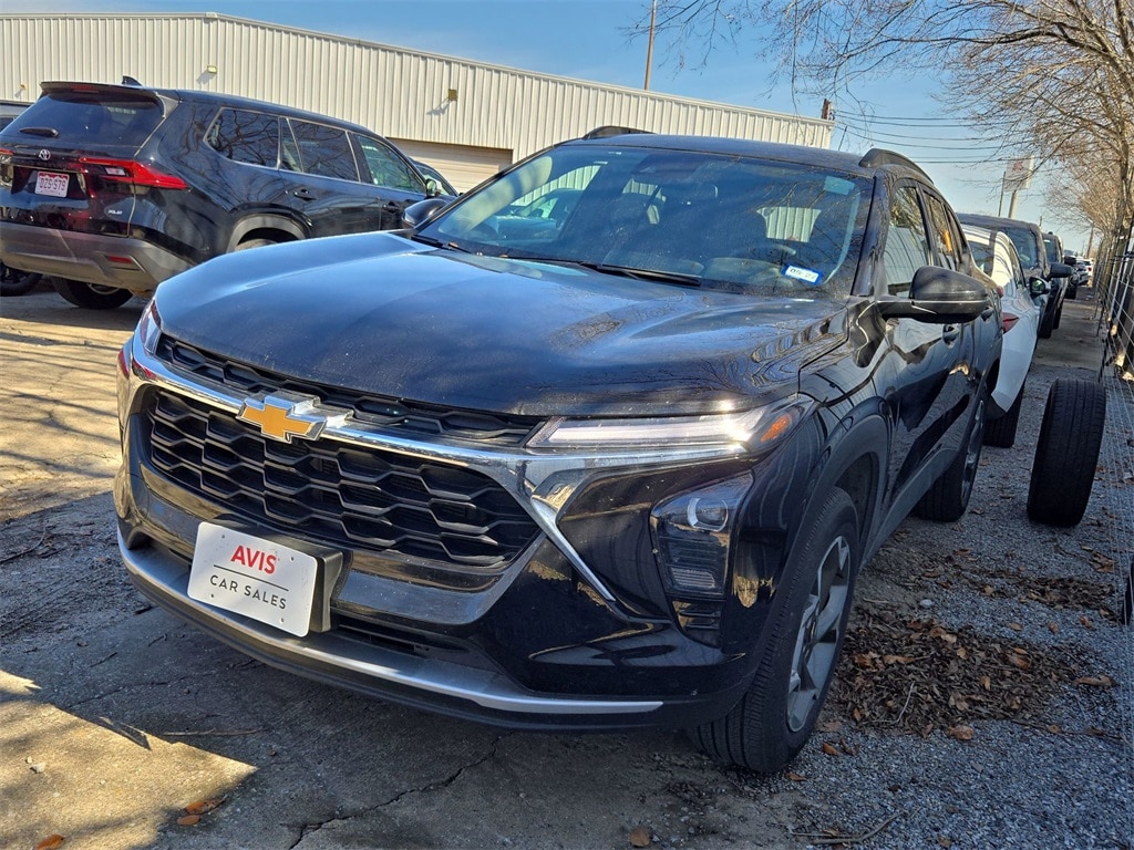 Certified 2025 Chevrolet Trax LT SUV
