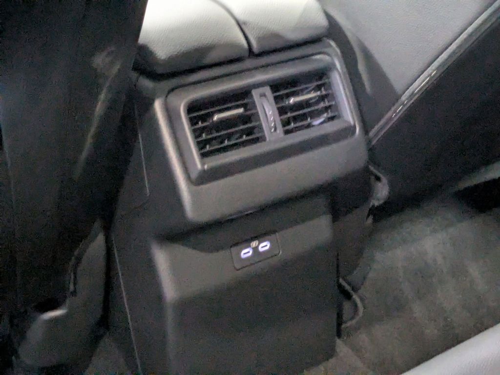 Thumbnail: 2025 Mazda CX-50 - 28