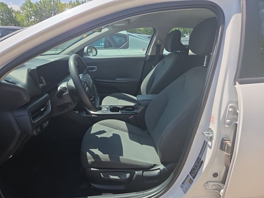 Thumbnail: 2025 Kia K4 - 3