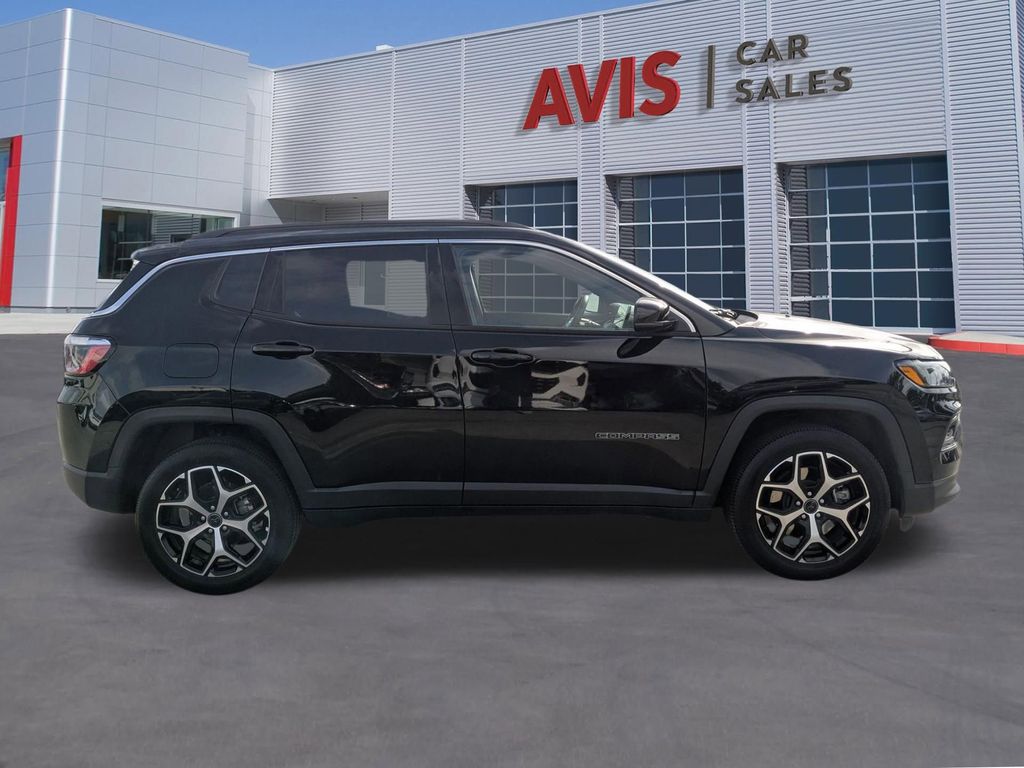 Thumbnail: 2025 Jeep Compass - 5