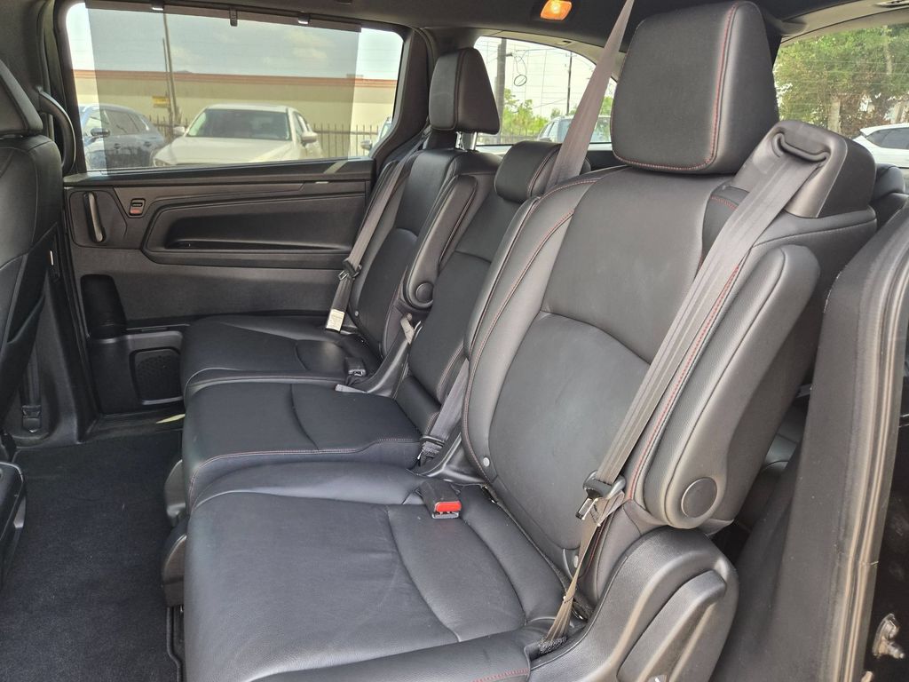 2025 Honda Odyssey Sport L - Photo 28
