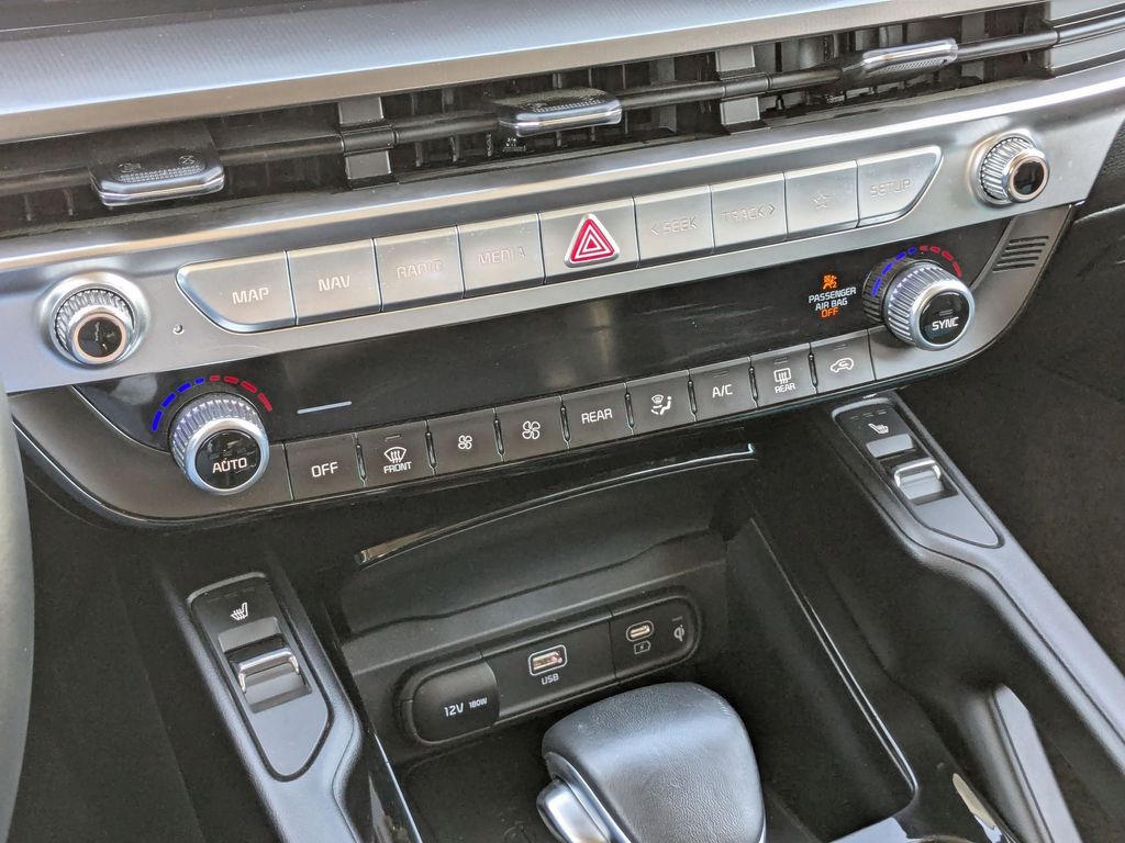 Thumbnail: 2025 Kia Telluride - 21