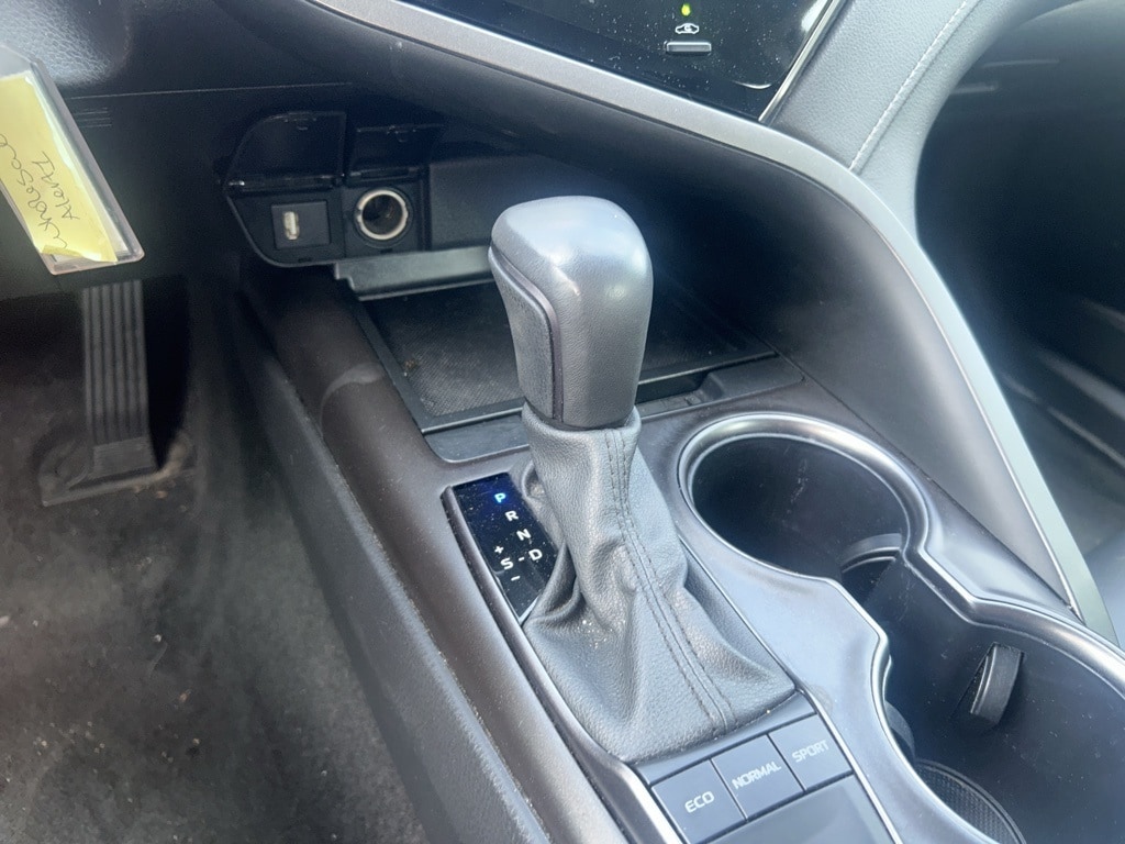 Thumbnail: 2024 Toyota Camry - 10