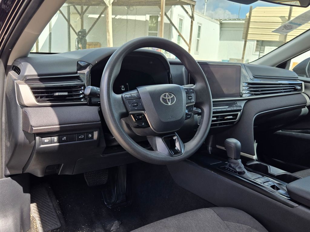 Thumbnail: 2025 Toyota Camry - 15