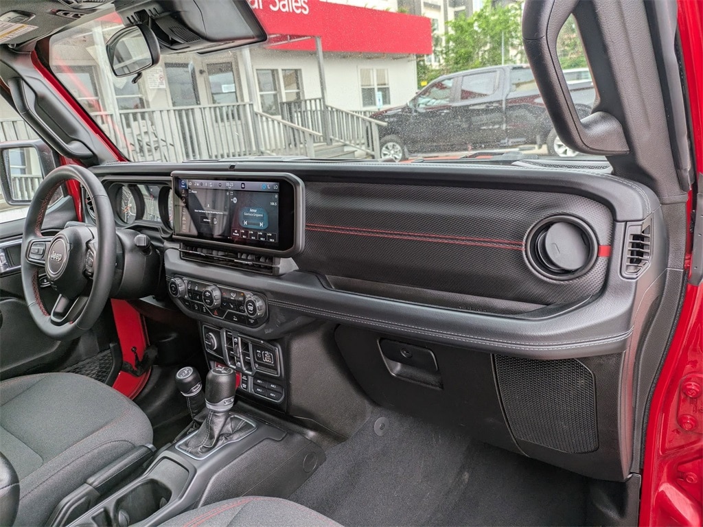 2024 Jeep Wrangler Rubicon 29