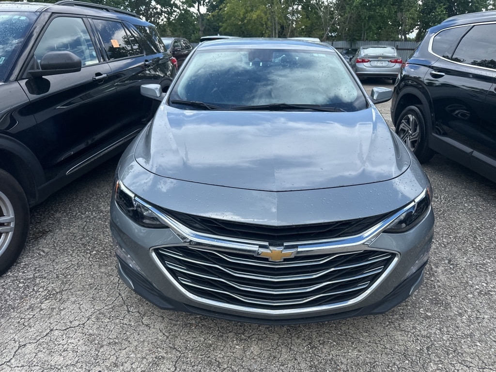 Thumbnail: 2023 Chevrolet Malibu - 2