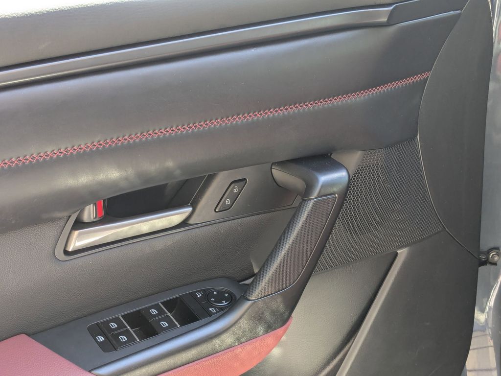 Thumbnail: 2025 Mazda CX-50 - 11