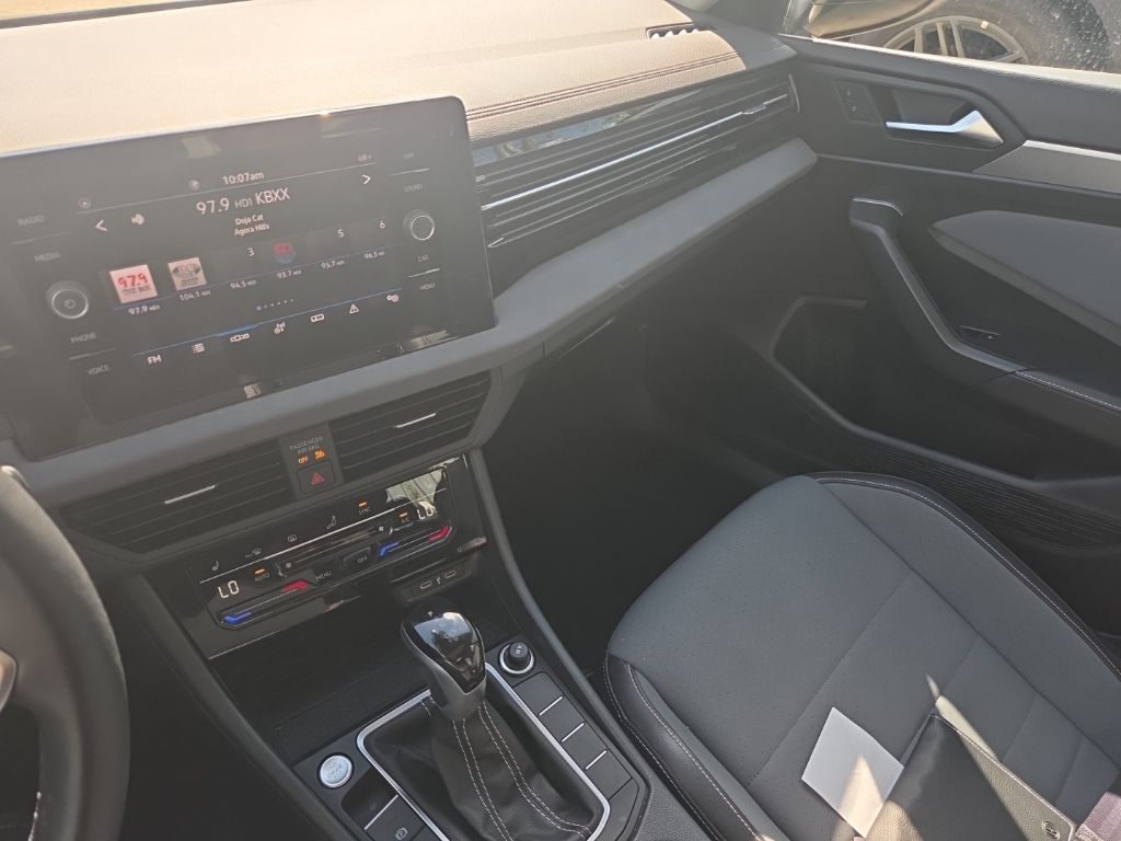 Thumbnail: 2025 Volkswagen Jetta - 3