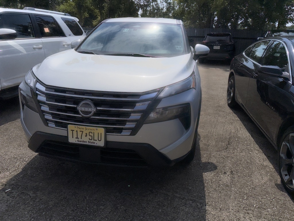 Thumbnail: 2024 Nissan Rogue - 2