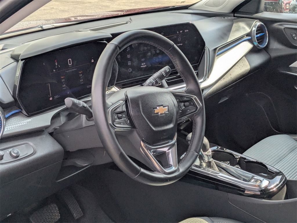 Thumbnail: 2025 Chevrolet Trax - 14