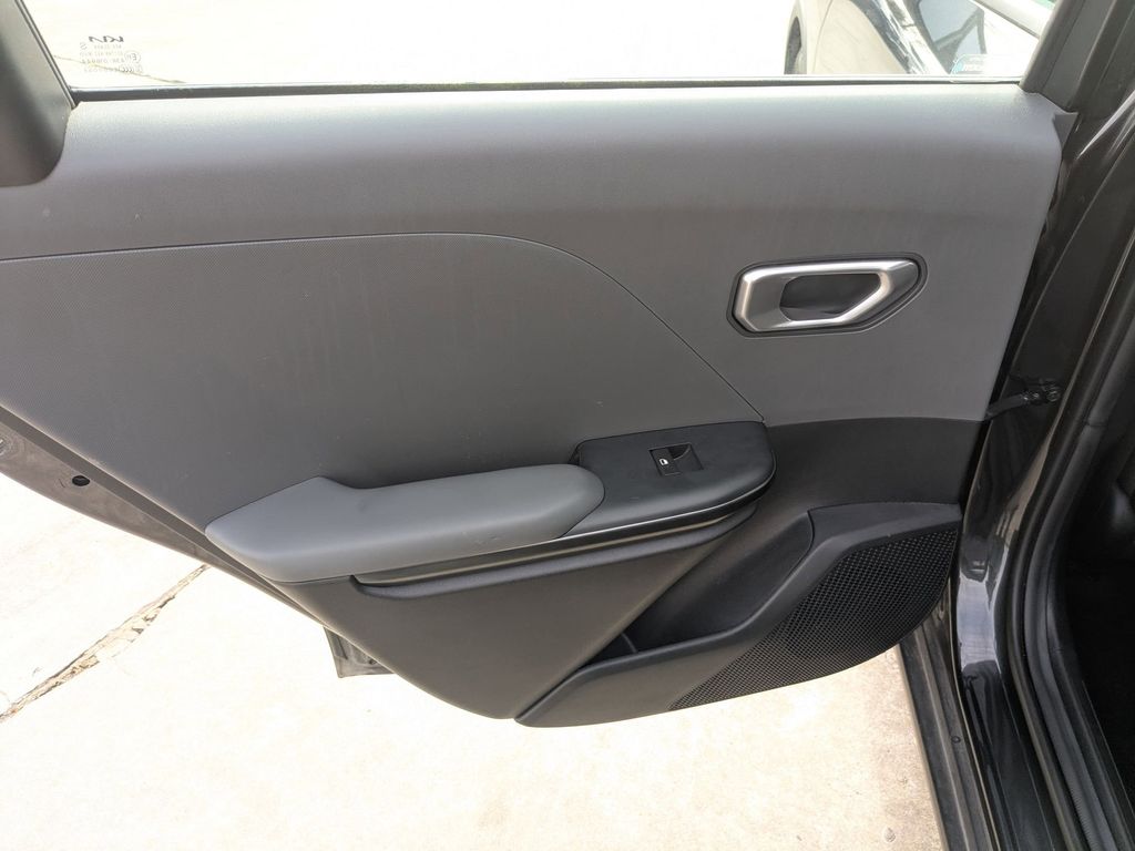 Thumbnail: 2025 Kia K4 - 24