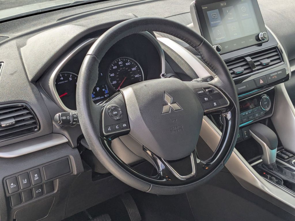 Thumbnail: 2025 Mitsubishi Eclipse Cross - 12