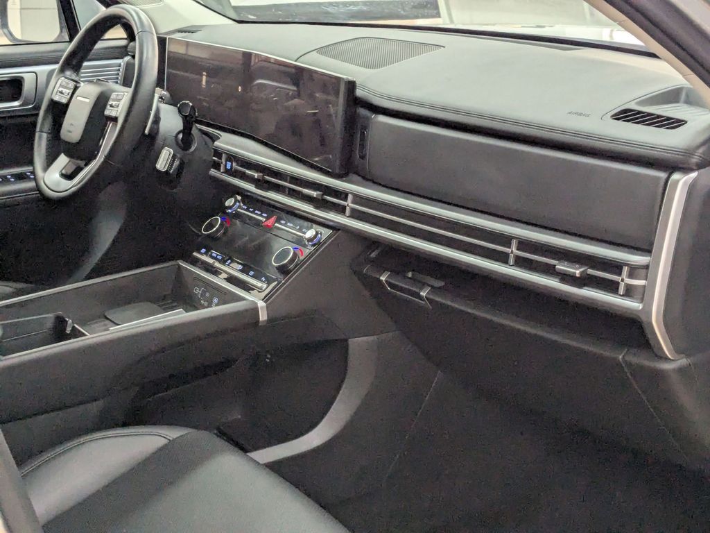 Thumbnail: 2025 Hyundai Santa Fe - 33