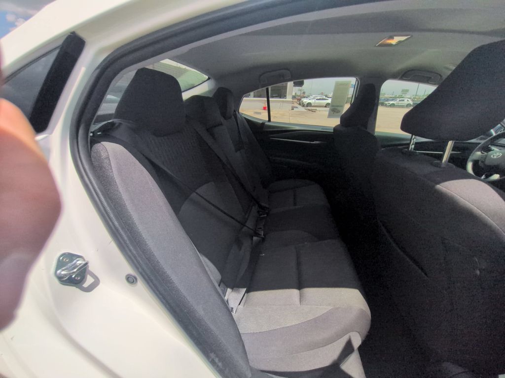 Thumbnail: 2025 Toyota Camry - 29
