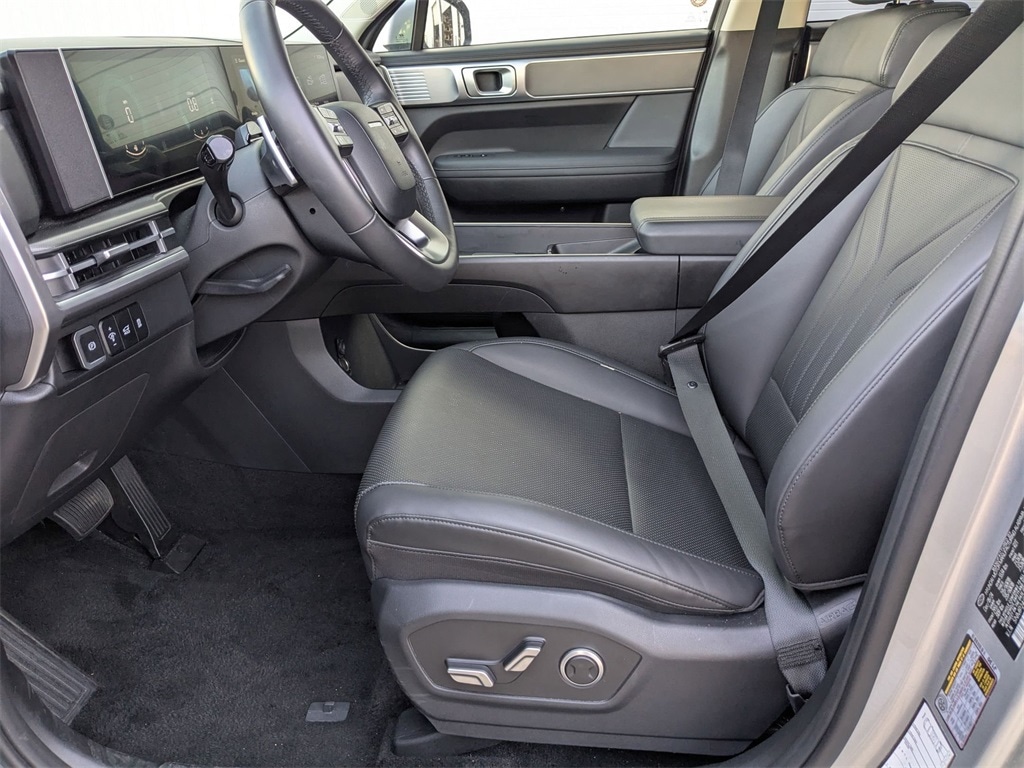 Thumbnail: 2025 Hyundai Santa Fe - 21