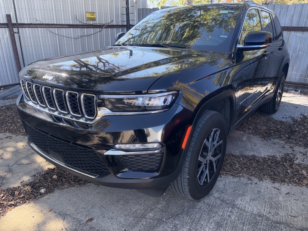 Thumbnail: 2024 Jeep Grand Cherokee - 1