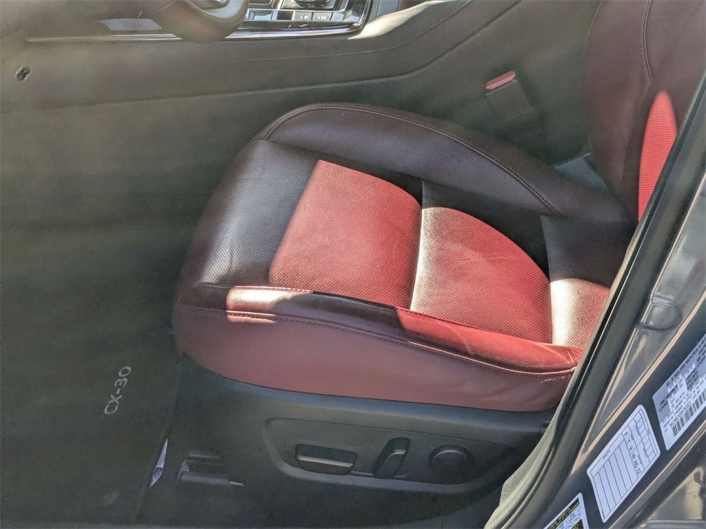 Thumbnail: 2025 Mazda CX-30 - 23