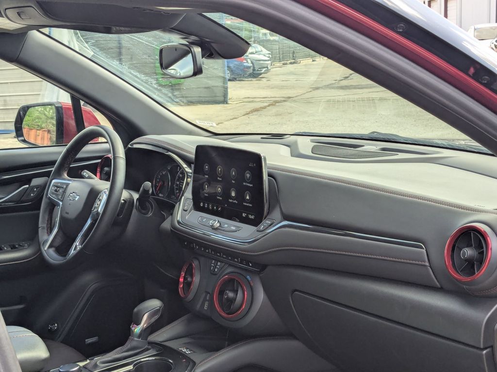 Thumbnail: 2025 Chevrolet Blazer - 30