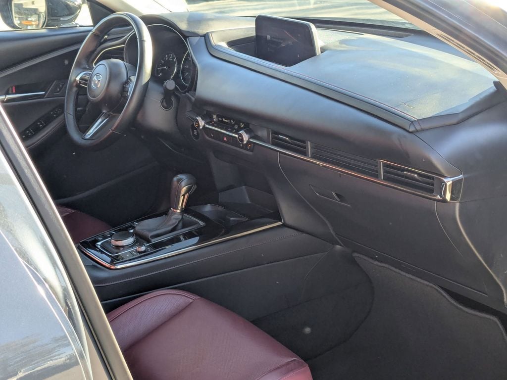 Thumbnail: 2025 Mazda CX-30 - 33