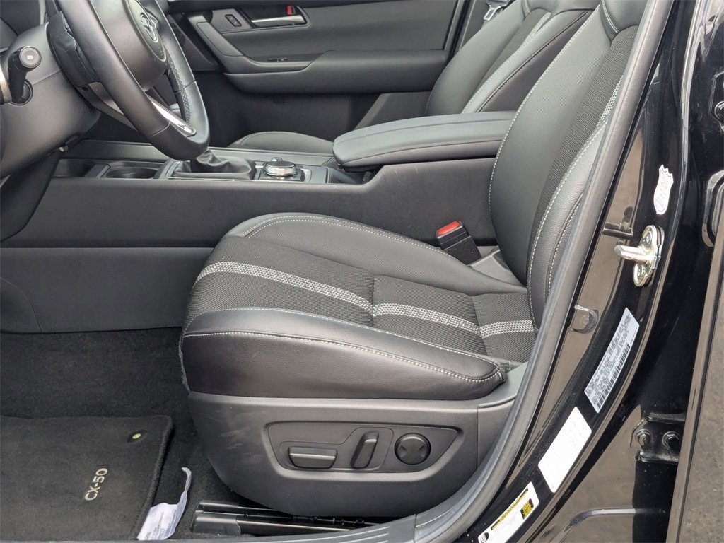 Thumbnail: 2025 Mazda CX-50 - 25