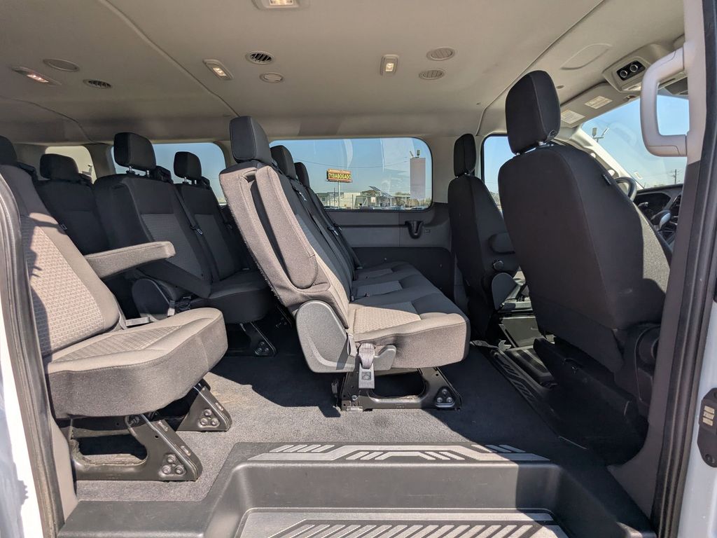 Thumbnail: 2024 Ford Econoline - 26