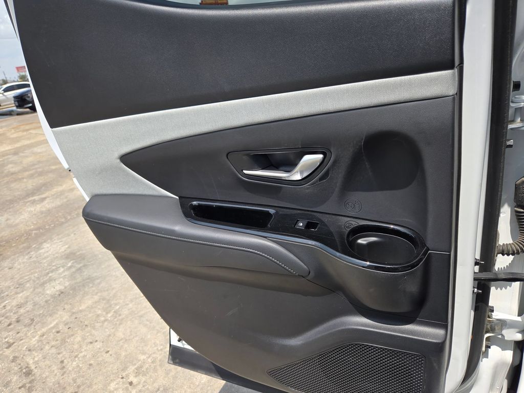 2025 Hyundai Santa Cruz Limited - Photo 30