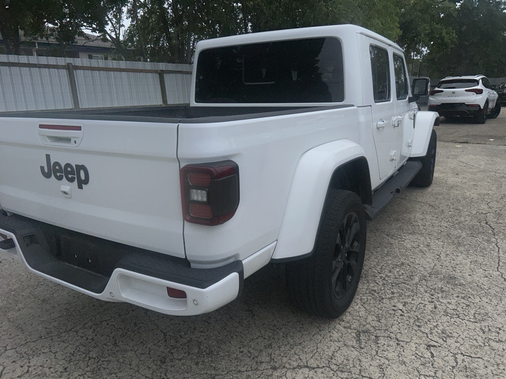 Thumbnail: 2023 Jeep Gladiator - 4