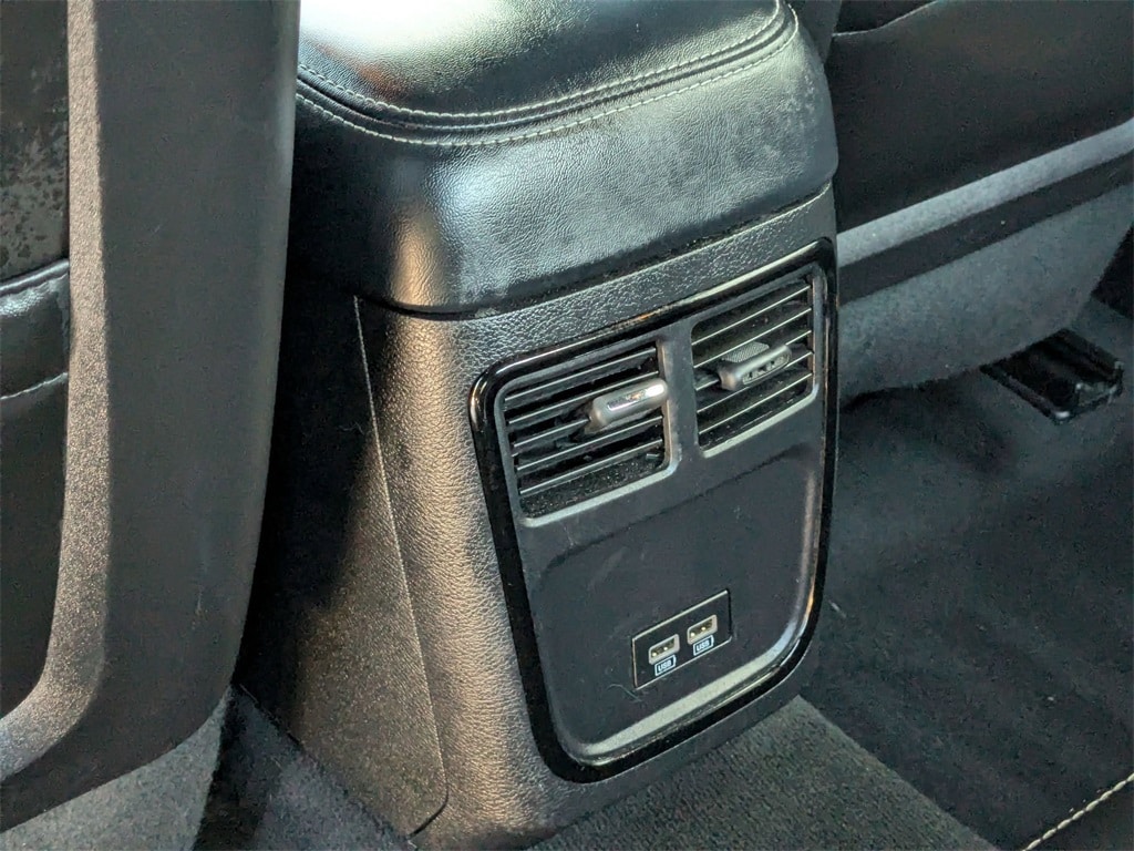 Thumbnail: 2023 Chrysler 300 - 31