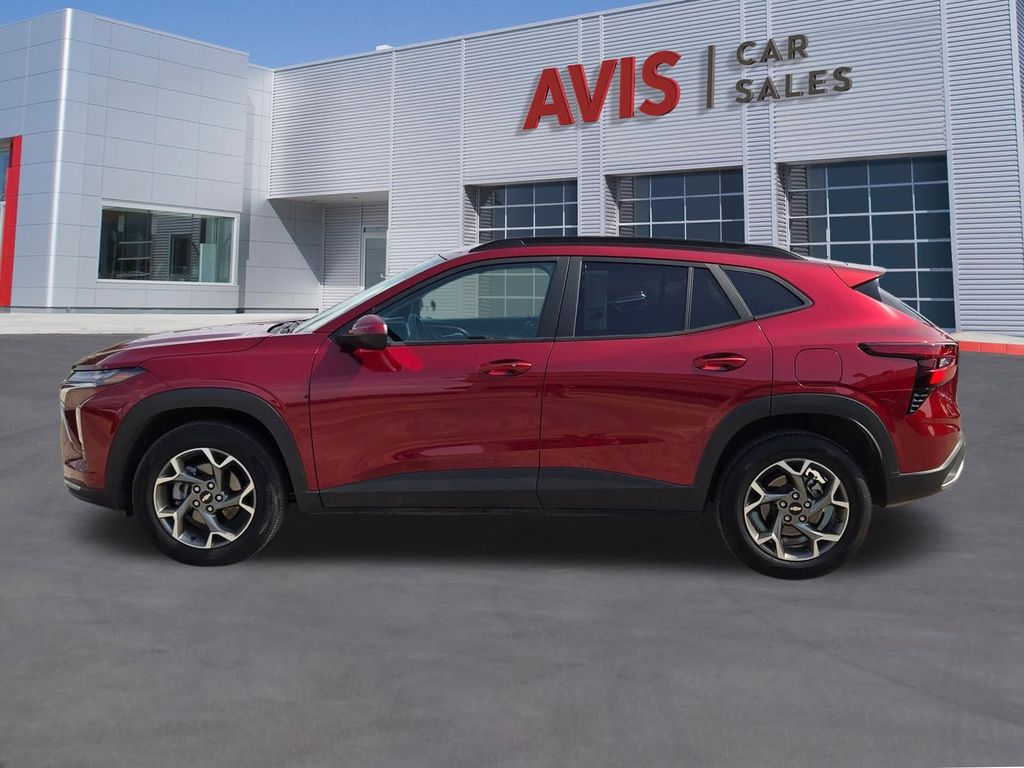 Thumbnail: 2025 Chevrolet Trax - 10