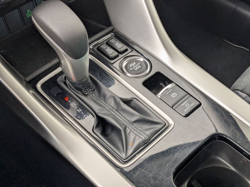 Thumbnail: 2025 Mitsubishi Eclipse Cross - 16