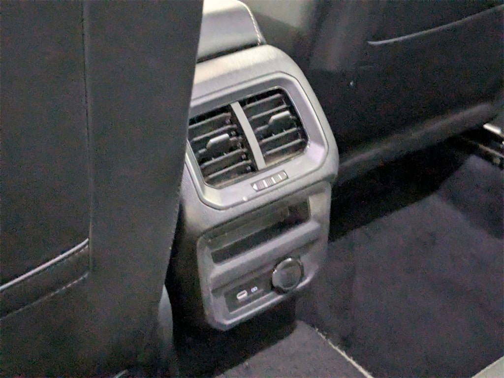 Thumbnail: 2024 Volkswagen Tiguan - 29