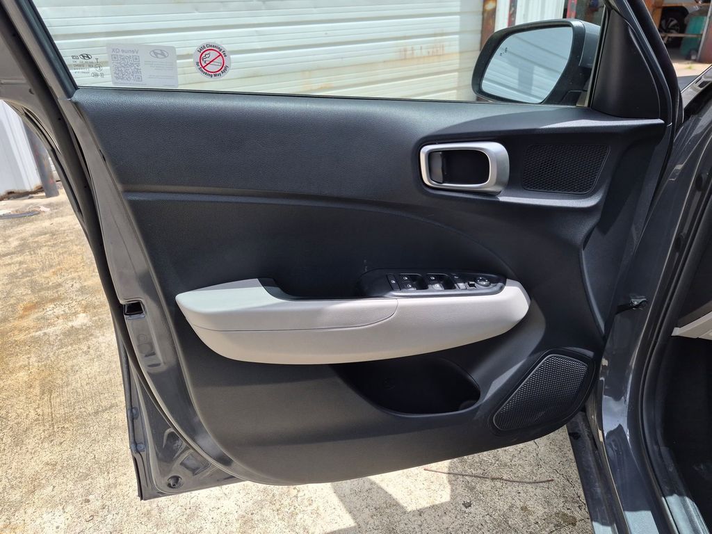 Thumbnail: 2025 Hyundai Venue - 11