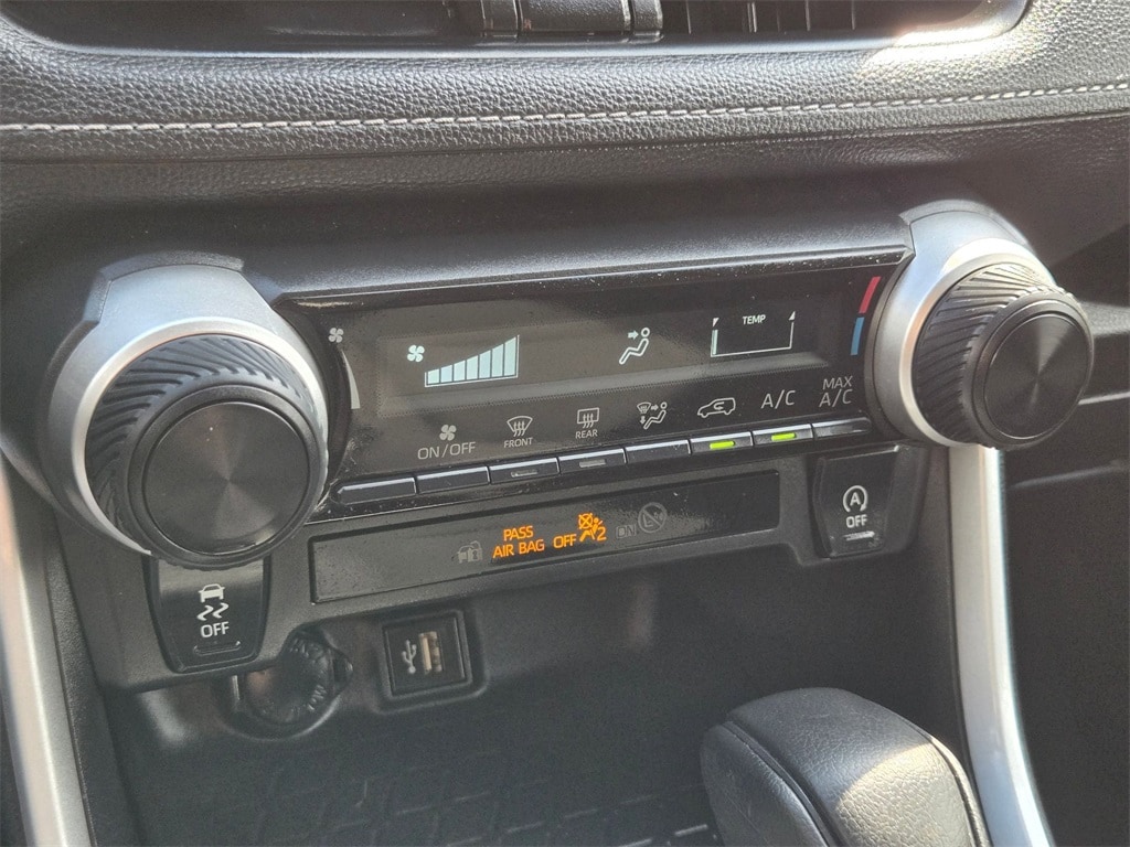 Thumbnail: 2024 Toyota RAV4 - 22