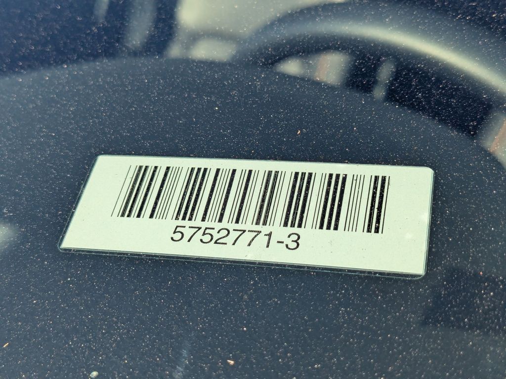 Thumbnail: 2025 Mazda CX-50 - 32