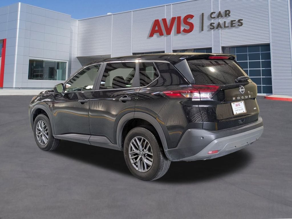 Thumbnail: 2023 Nissan Rogue - 9